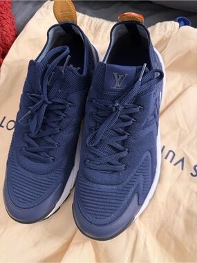 Louis Vuitton Men’s Navy Knit LV Runner Sneakers
